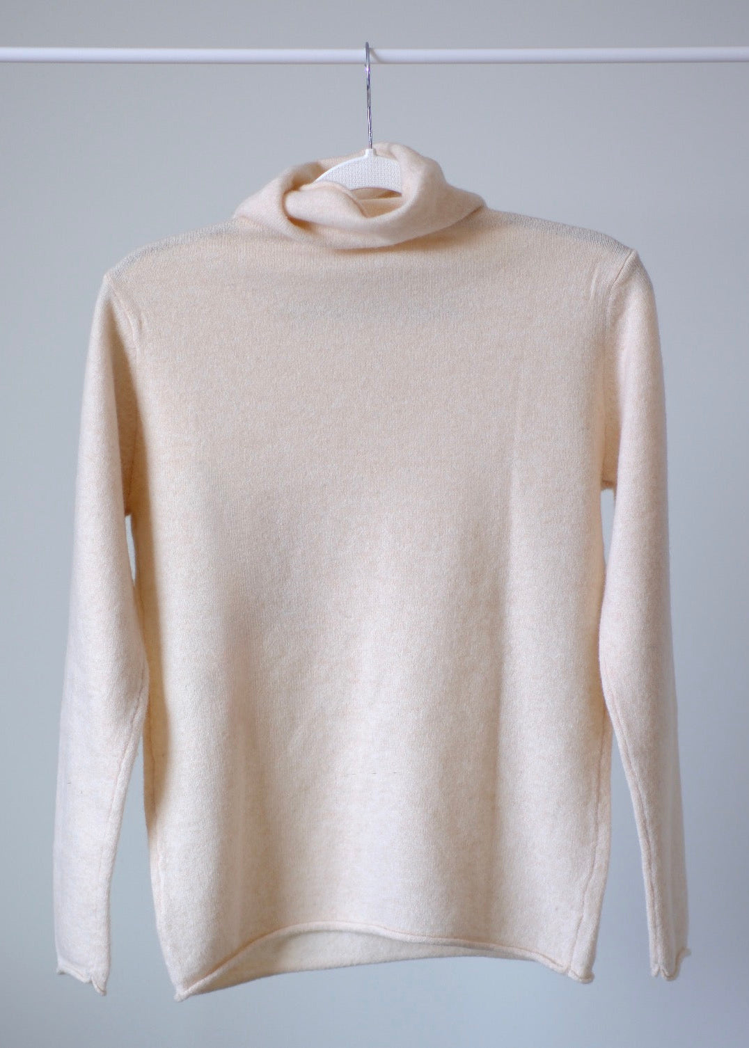 Classic Cashmere Turtleneck